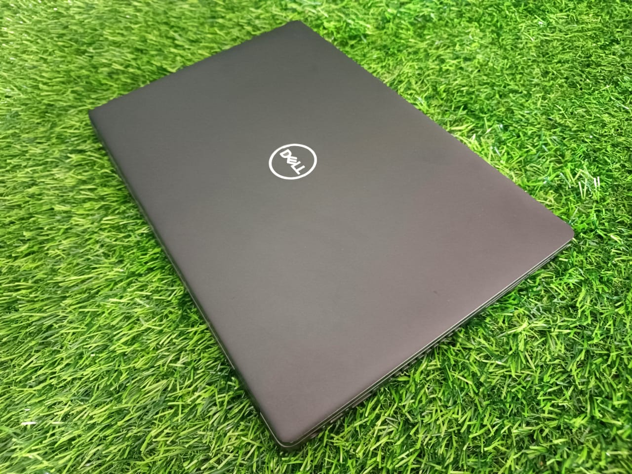 Dell i5 8th Gen Slim Laptop 8gb ram 256gb Nvme SSD 14inch FHD Shree